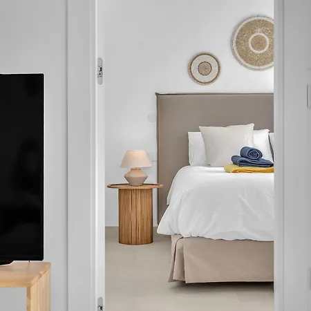 La Viu - Luxury Beachfront 아파트 *