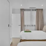 La Viu - Luxury Beachfront By Finest * Εστεπόνα