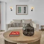 La Viu - Luxury Beachfront By Finest אסטפונה
