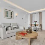 Apartament La Viu - Luxury Beachfront By Finest *