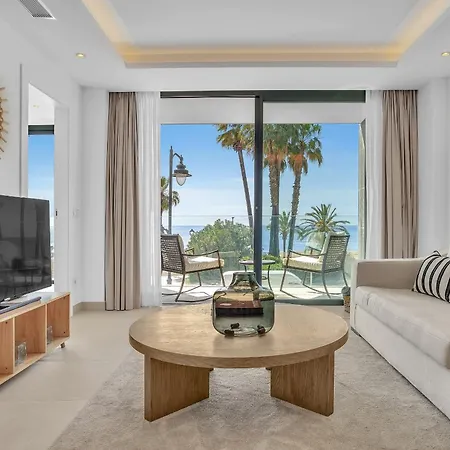 Lägenhet La Viu - Luxury Beachfront By Finest
