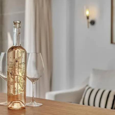 La Viu - Luxury Beachfront By Finest Lägenhet
