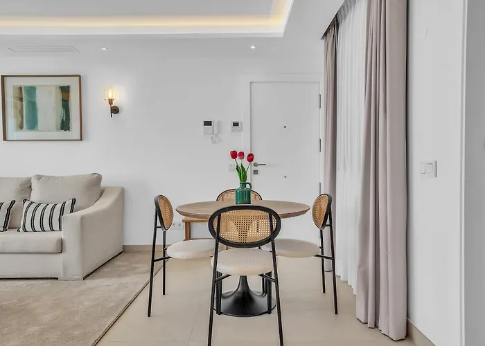 La Viu - Luxury Beachfront By Finest * אסטפונה